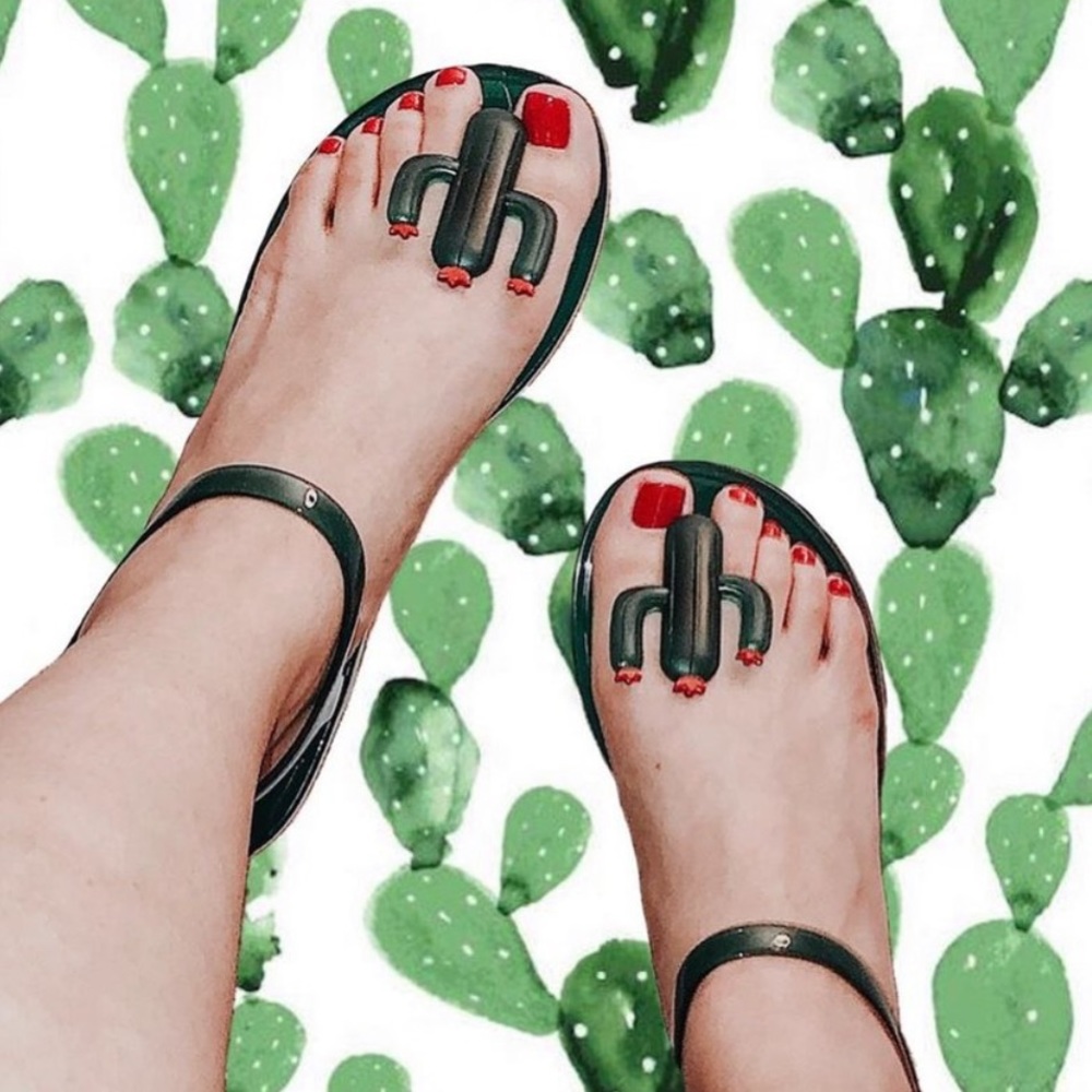 NWOT Katy Perry The Geli Cactus Sandals